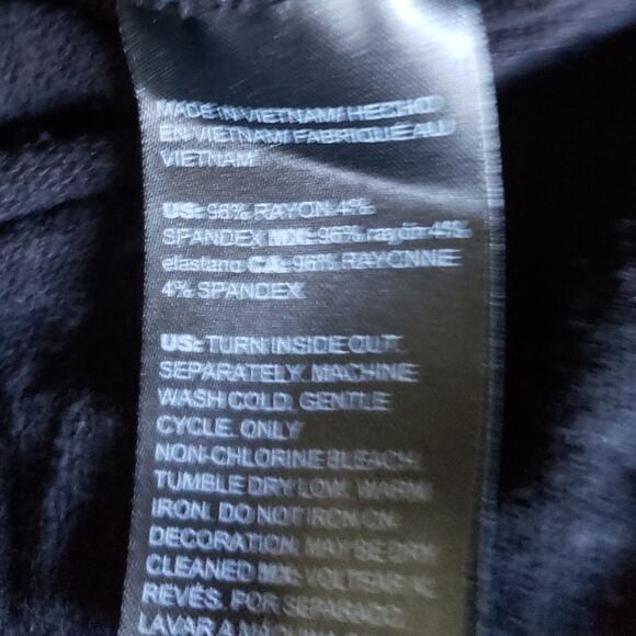 Chico's 4 or XXL black extra heavy shirt - Picture 5 of 5